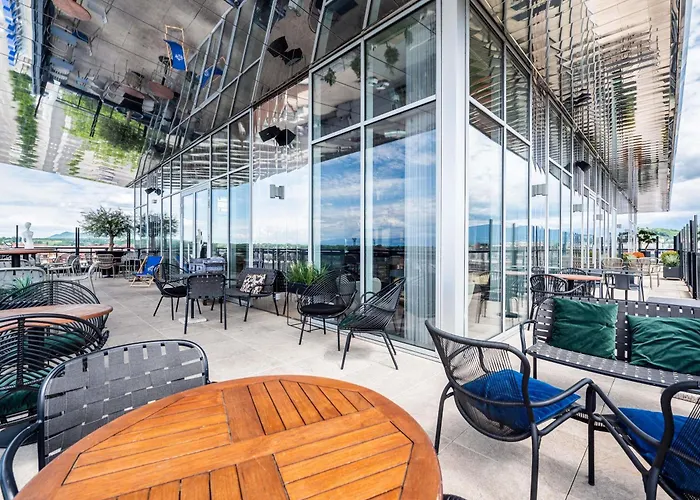 Novotel Annemasse Centre - Porte De Geneve