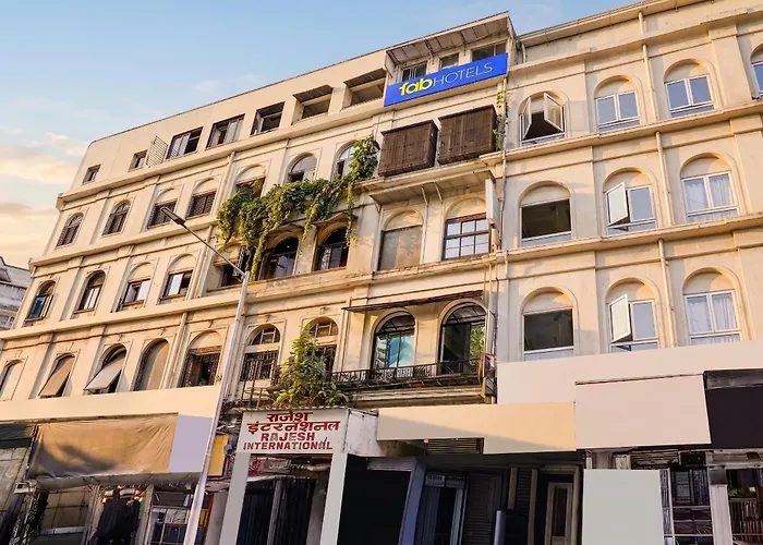 Hotel O Blue Light Near Gateway Of India Mumbai