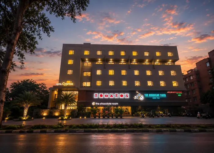 Hotel Cypress Nadiad