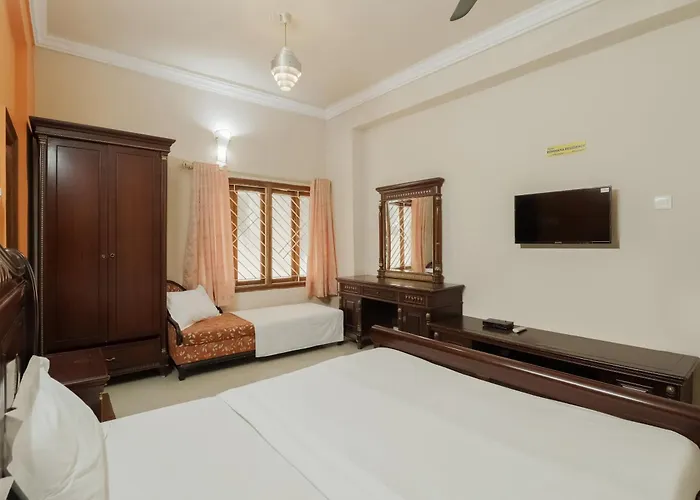 Hotel O Bommana Residency Rajahmundry