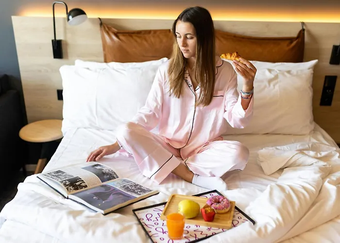 Hotel Moxy Sophia Antipolis à Biot