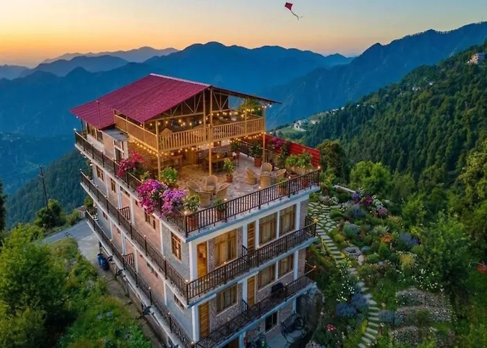 La Riqueza Kanatal - Mountain View Rooms - Best Location - Amazing Food - Close To Jungle Safari & Adventure Activities