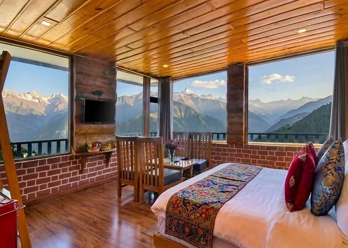 La Riqueza Kanatal - Mountain View Rooms - Best Location - Amazing Food - Close To Jungle Safari & Adventure Activities