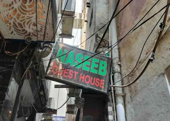 Hotel O Naseeb Near Jama Masjid New Delhi