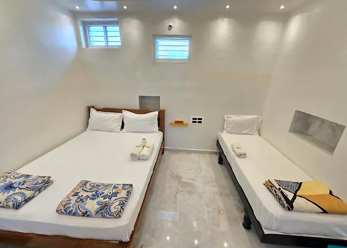 Temple View Guest House Hampi