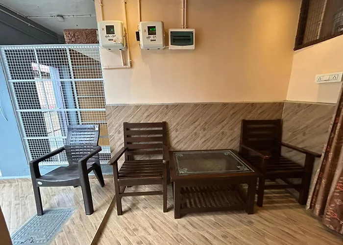 Temple View Guest House Hampi
