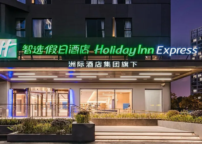 Holiday Inn Express Shanghai Expo Centre By Ihg