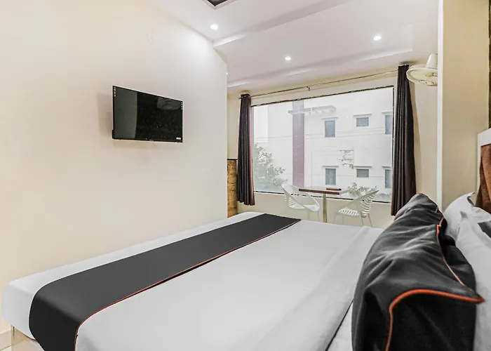 Super Hotel O La Casa Residency Faridabad