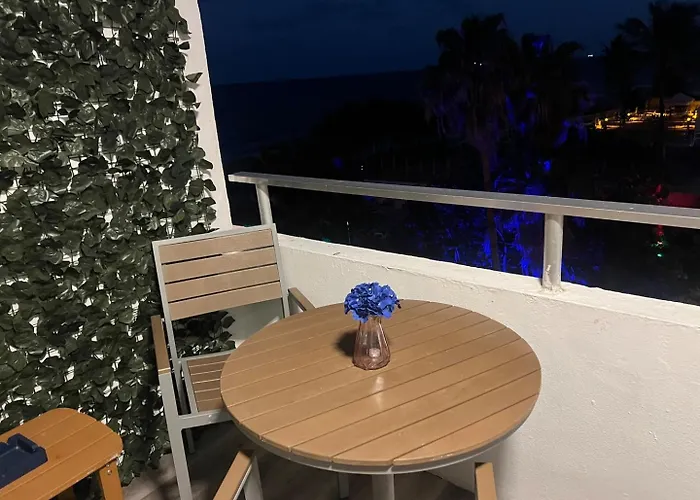 Ocean Manor Tiki Sunset Retreat Hotel Lauderdale-by-the-Sea