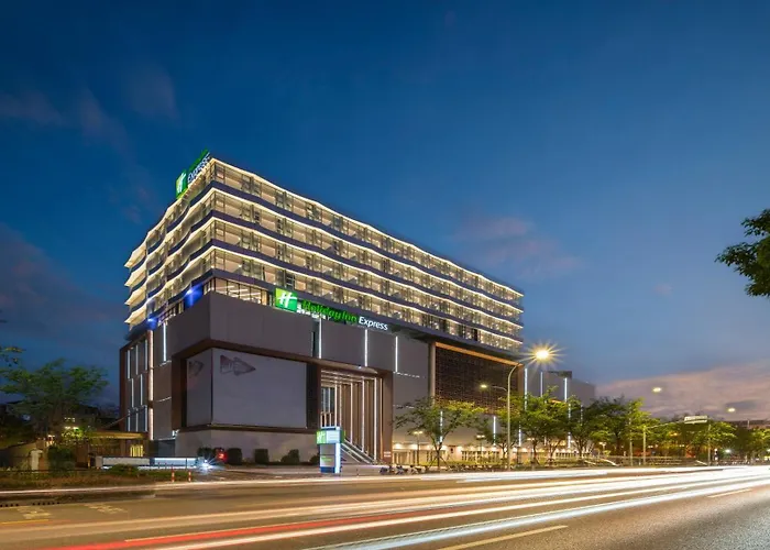 Holiday Inn Express Shanghai Qingpu New City By Ihg