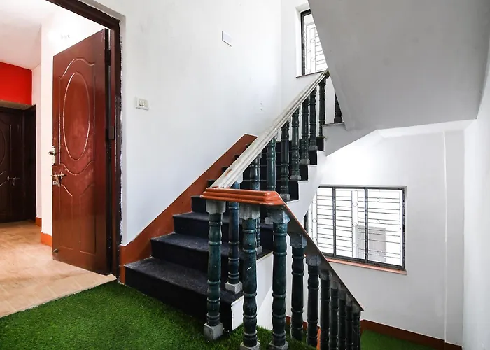 Super Hotel O Biswa Bangla Sarani Kolkata