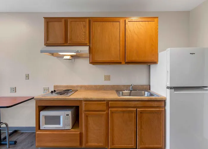 Extended Stay America Select Suites - Indianapolis - Greenwood