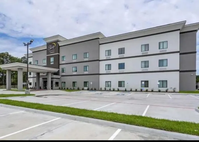 Sleep Inn & Suites Crosby