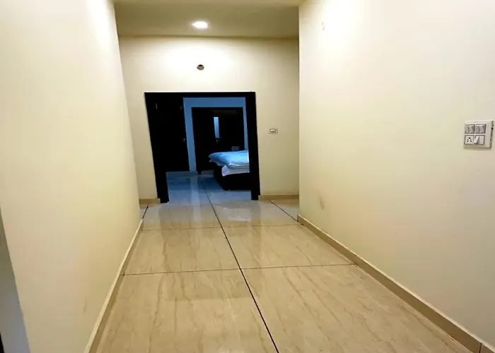 Hotel O Royal King Hotel Meerut