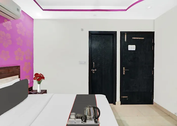 Hotel O Lotus New Delhi