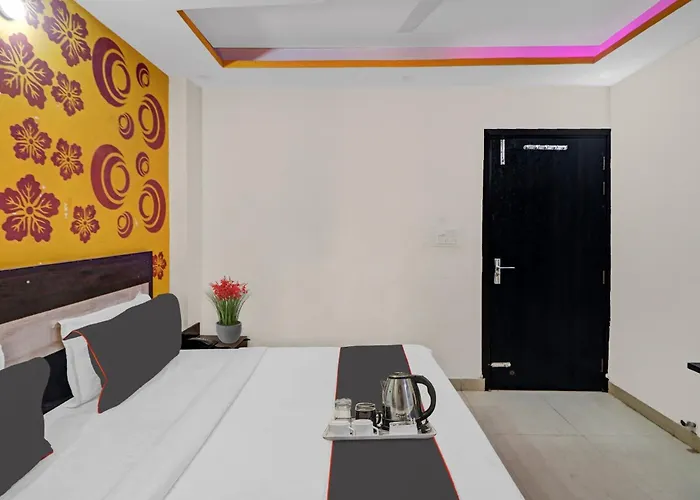 Hotel O Lotus New Delhi