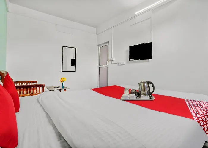 Hotel O Majestic Group Kochi