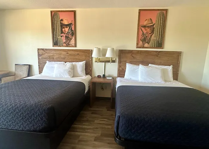 Cactus Inn And Suites Mountain Grove