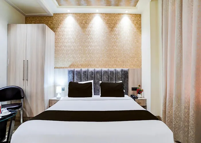 Super Collection O Bareilly Near Satellite Bus Stand Hotel