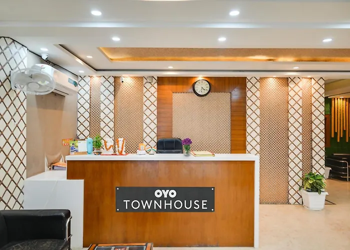 Townhouse Oak Hotel Ar Ganges Premium Varanasi