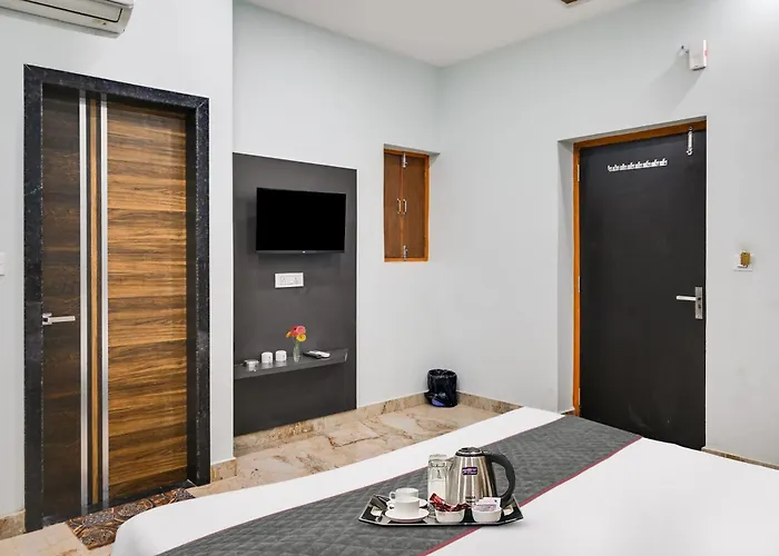 Townhouse Oak Hotel Ar Ganges Premium Varanasi