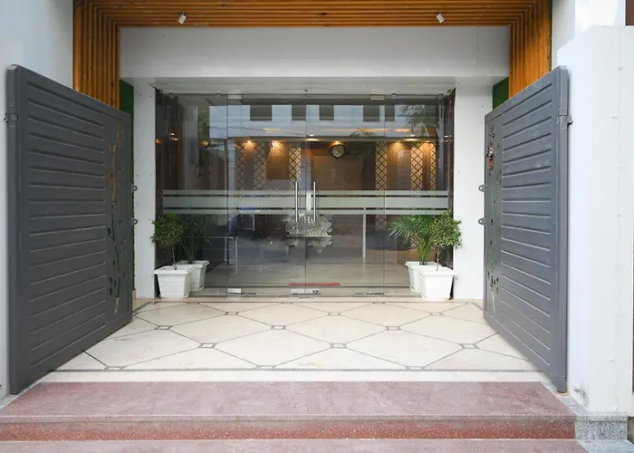 Townhouse Oak Hotel Ar Ganges Premium Varanasi