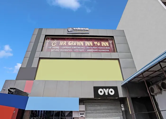 Hotel O Mr Crown Inn To Inn Lucknow