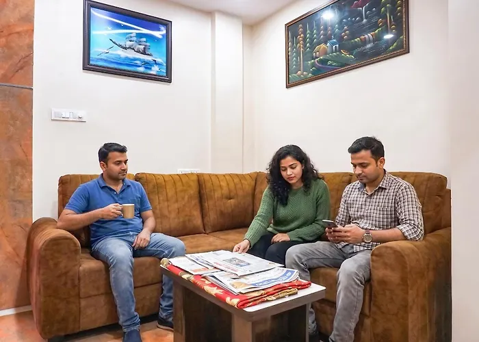 Fabhotel Rachana Residency - Nr Shivaji Nagar Metro Station Pune