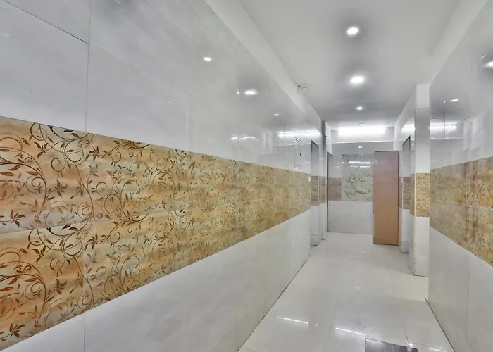Sampath Residency Hotel Palni