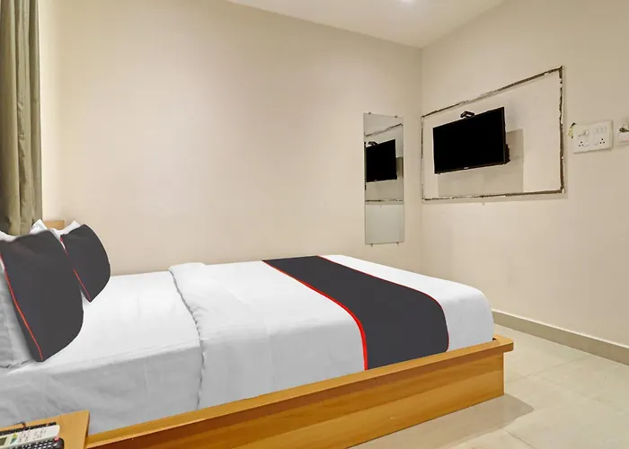 Super Hotel O Ss Suites Hyderabad