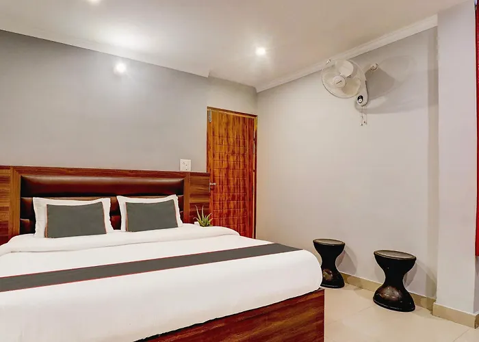 Collection O Vinayak View King Hotel & Restaurant Nainital
