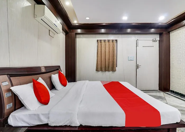 Super Hotel O Swag Jabalpur