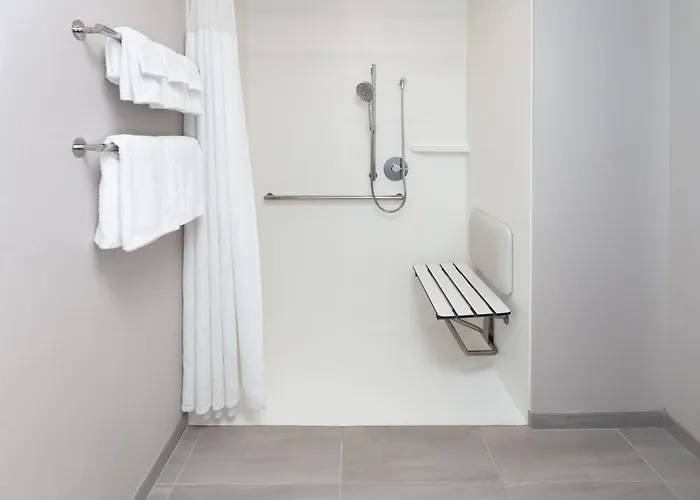 Holiday Inn Express & Suites Reedsburg - Dells Area By Ihg