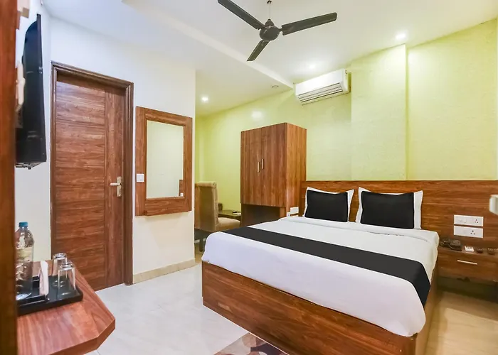 Collection O Hotel North East Zirakpur