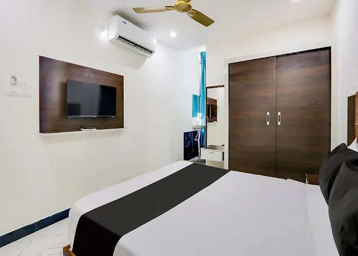 Super Hotel O Arjun Residency Khammam
