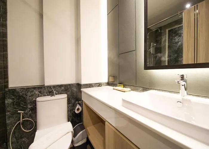 B2 Krabi Ao Nang Premier Resort