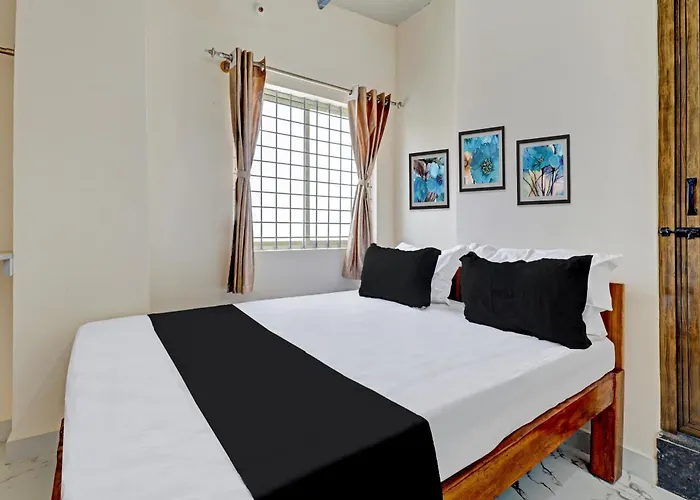 Hotel O Nandi Grand In Mysore
