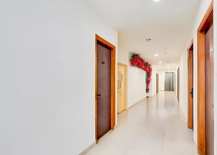 Super Townhouse Hotel Silver Saffron Delhi 