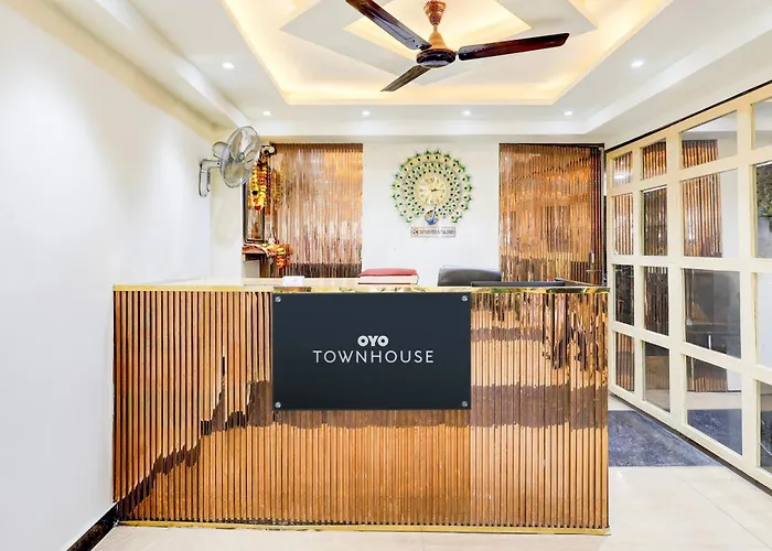 Super Townhouse Hotel Silver Saffron Delhi 