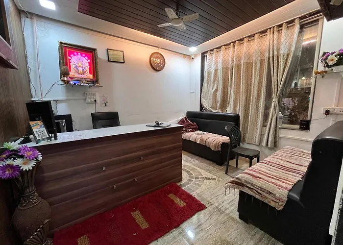 Hotel Golden Galaxy And Restaurant Mahabaleshwar
