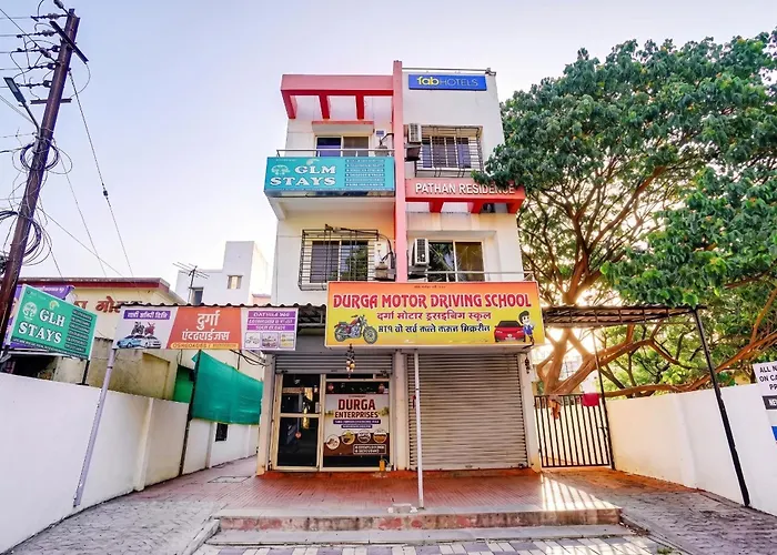 Fabhotel Diamond Stay Pune