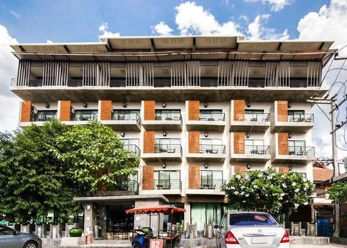 B2 Khamtieng Boutique & Budget Hotel เชียงใหม่