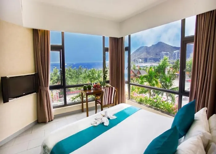 Sanya Luyi Sea View Hotel