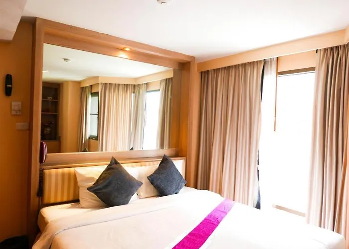 Best Comfort Bangkok Hotel