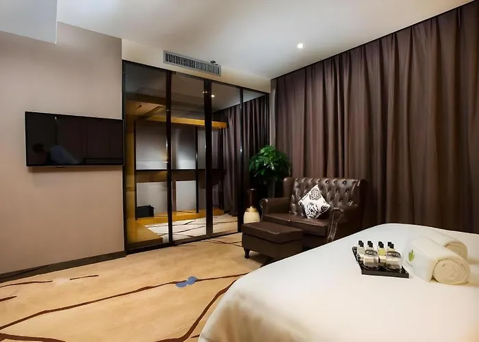Lotus Blu Hotel Legazpi
