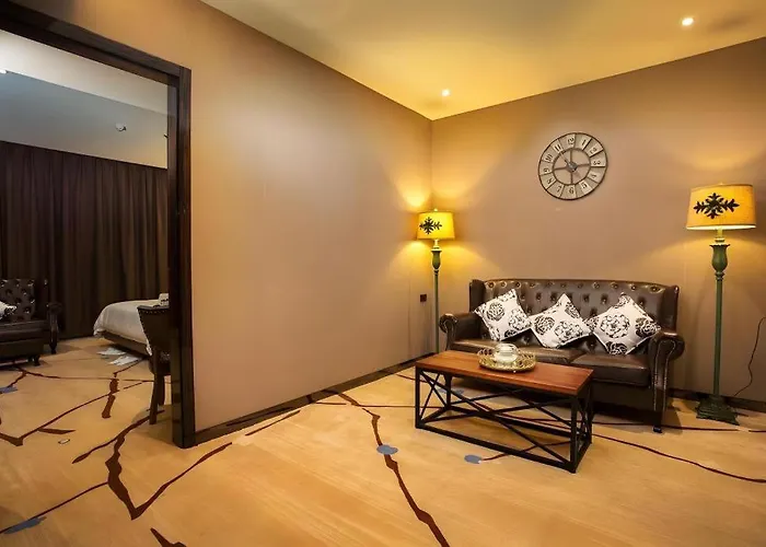 Lotus Blu Hotel Legazpi