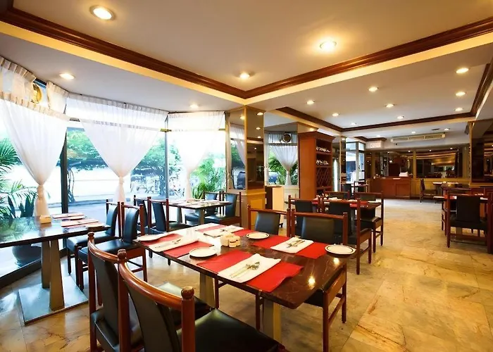 Nana Hotel กรุงเทพมหานคร