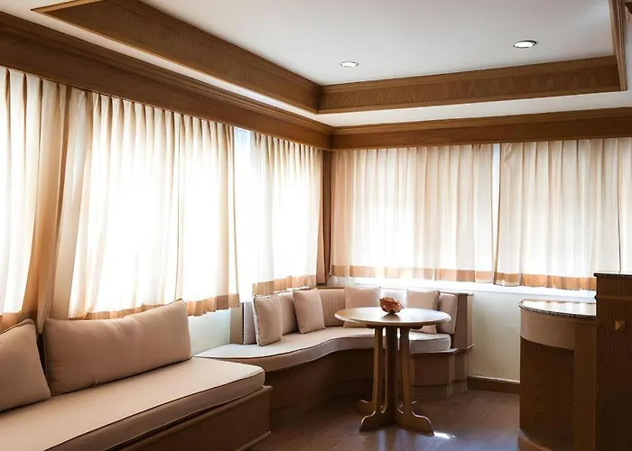 Lido Beach Hotel Pattaya