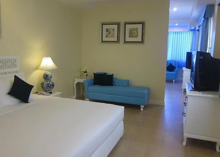 Lido Beach Hotel Pattaya