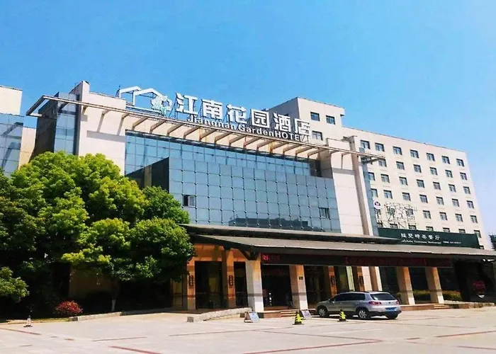 Zhangjiagang Jiangnan Garden Hotel